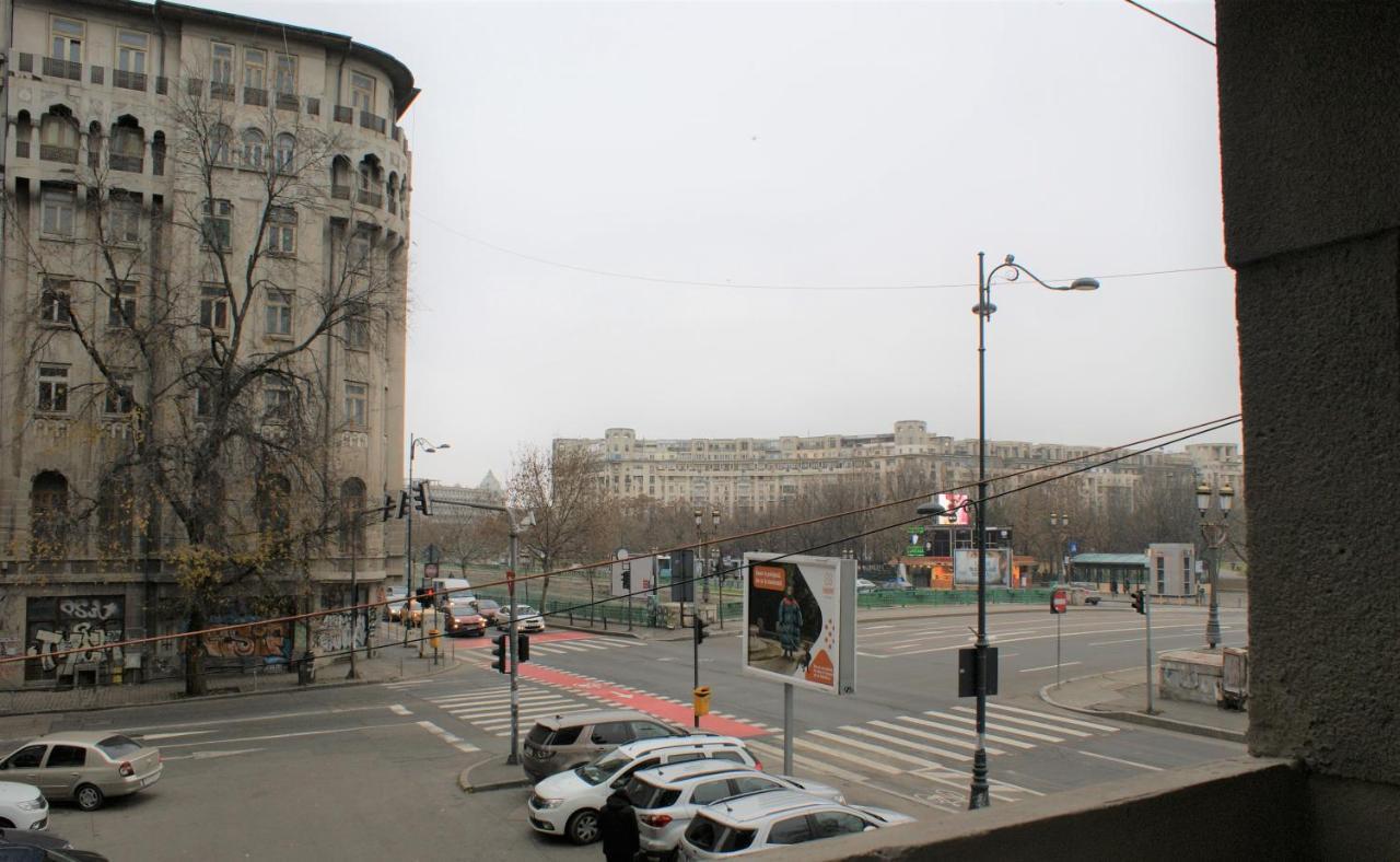 On The River Ultra Central Suites Bucureşti Exterior foto